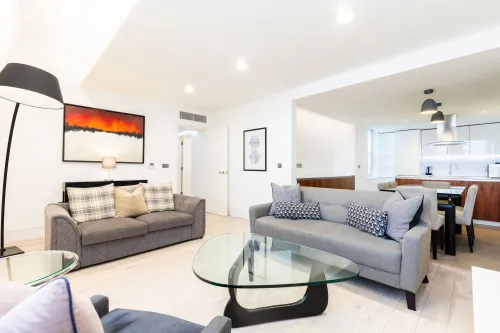 Executive Two Bedroom Apartment — photo 1 of 1
