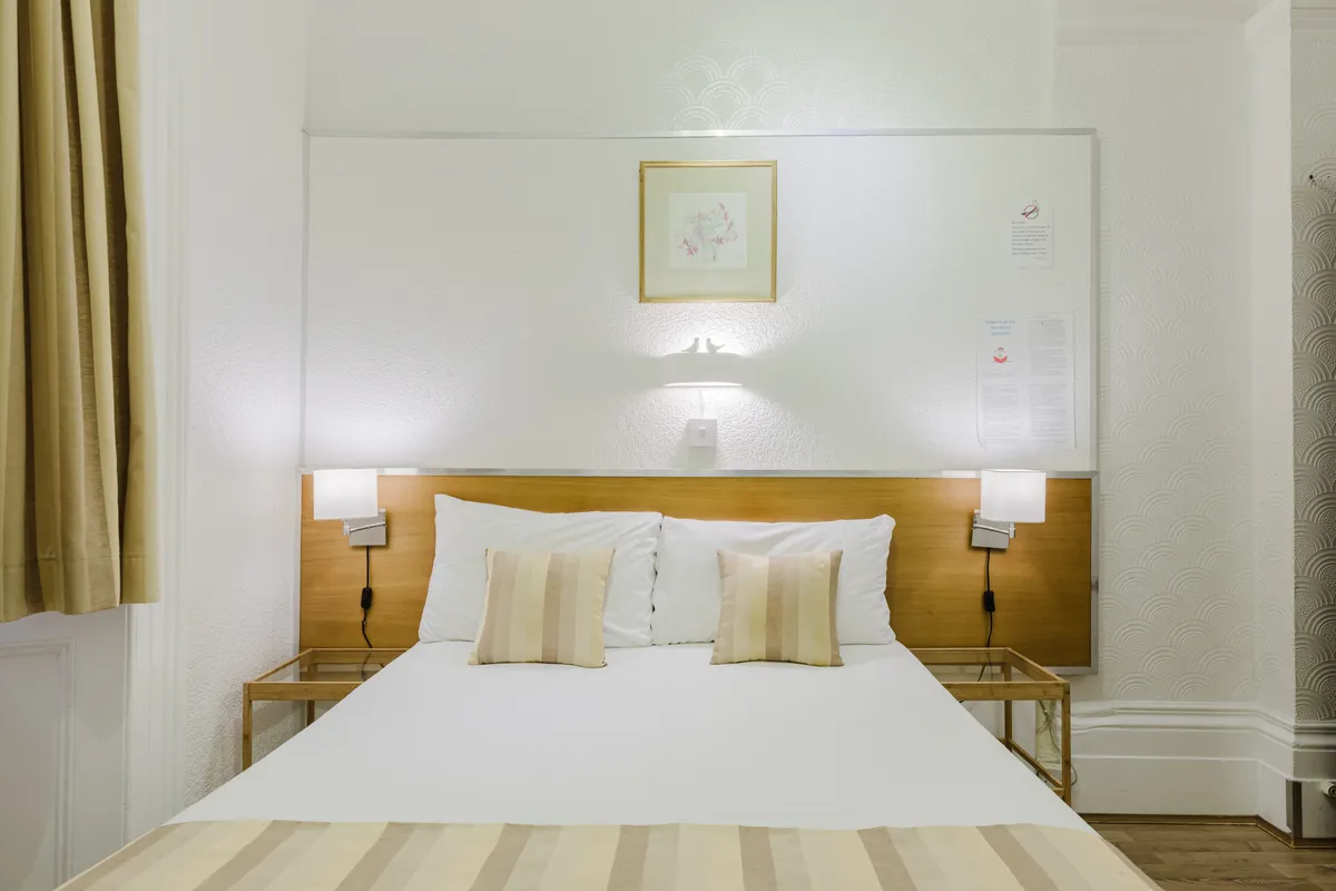 Standard Double Room — photo 1 of 25